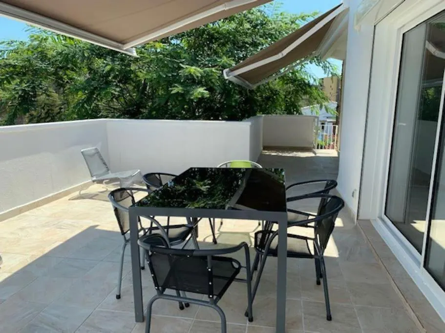 Apartment T2 Climatise + Parking 500 M Plage/Centre Ville Lloret de Mar