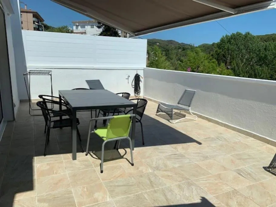 Apartment T2 Climatise + Parking 500 M Plage/Centre Ville Lloret de Mar