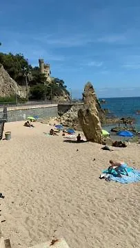 T2 Climatise + Parking 500 M Plage/Centre Ville Lloret de Mar Apartment