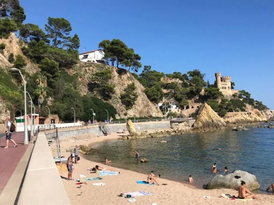 Apartment T2 Climatise + Parking 500 M Plage/Centre Ville Lloret de Mar
